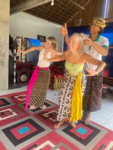 Click to view full screen Balinese Dance Class for All Levels Led by Instructor photo review