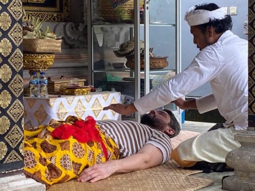 Opening Your Positive Aura and Balancing the Seven Chakras for a More Harmonious Life photo review