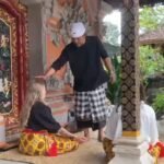 Combination of Palm Reading and Trauma Therapy in Your Spiritual Journey photo review
